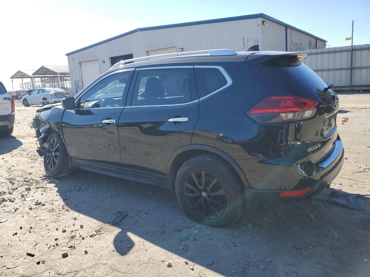2017 NISSAN ROGUE S - Фото 2