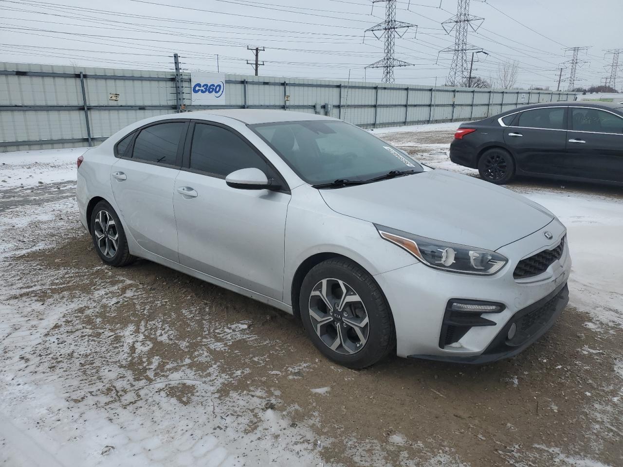 2021 KIA FORTE FE - Фото 4