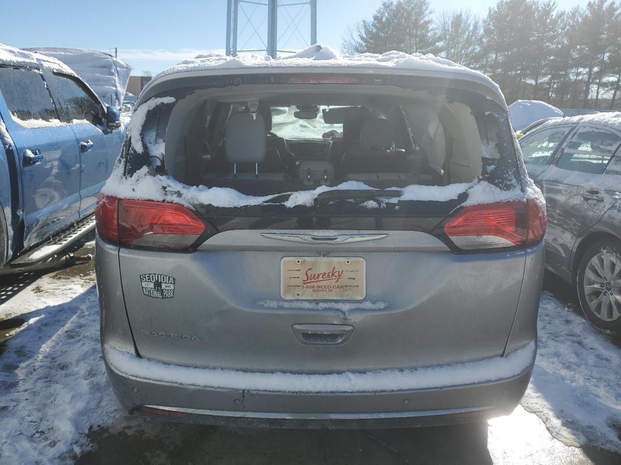 2017 CHRYSLER PACIFICA T - Image 6