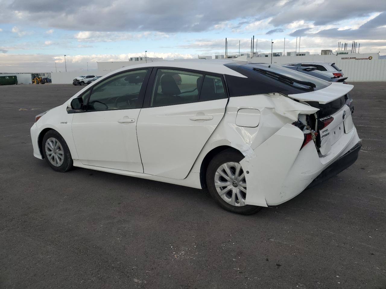 2019 TOYOTA PRIUS - Фото 2
