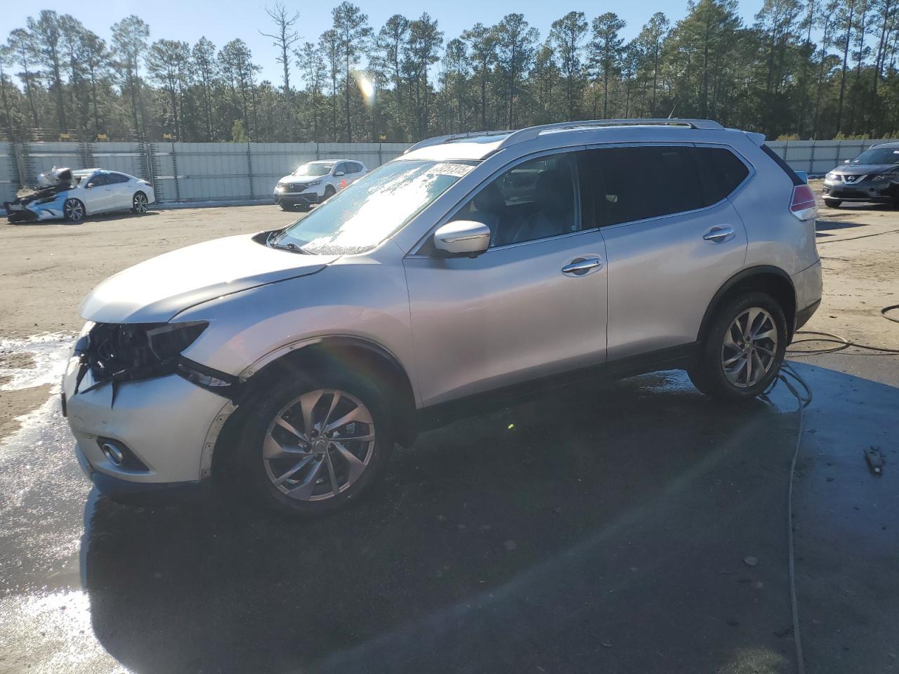 2015 NISSAN ROGUE S
