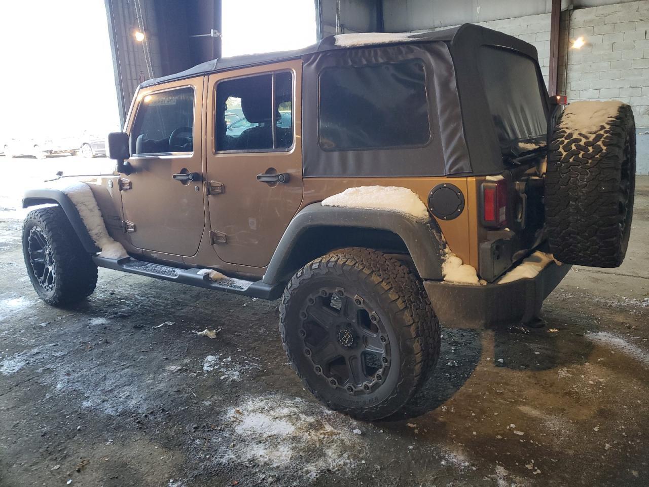 2015 JEEP WRANGLER U - Image 2