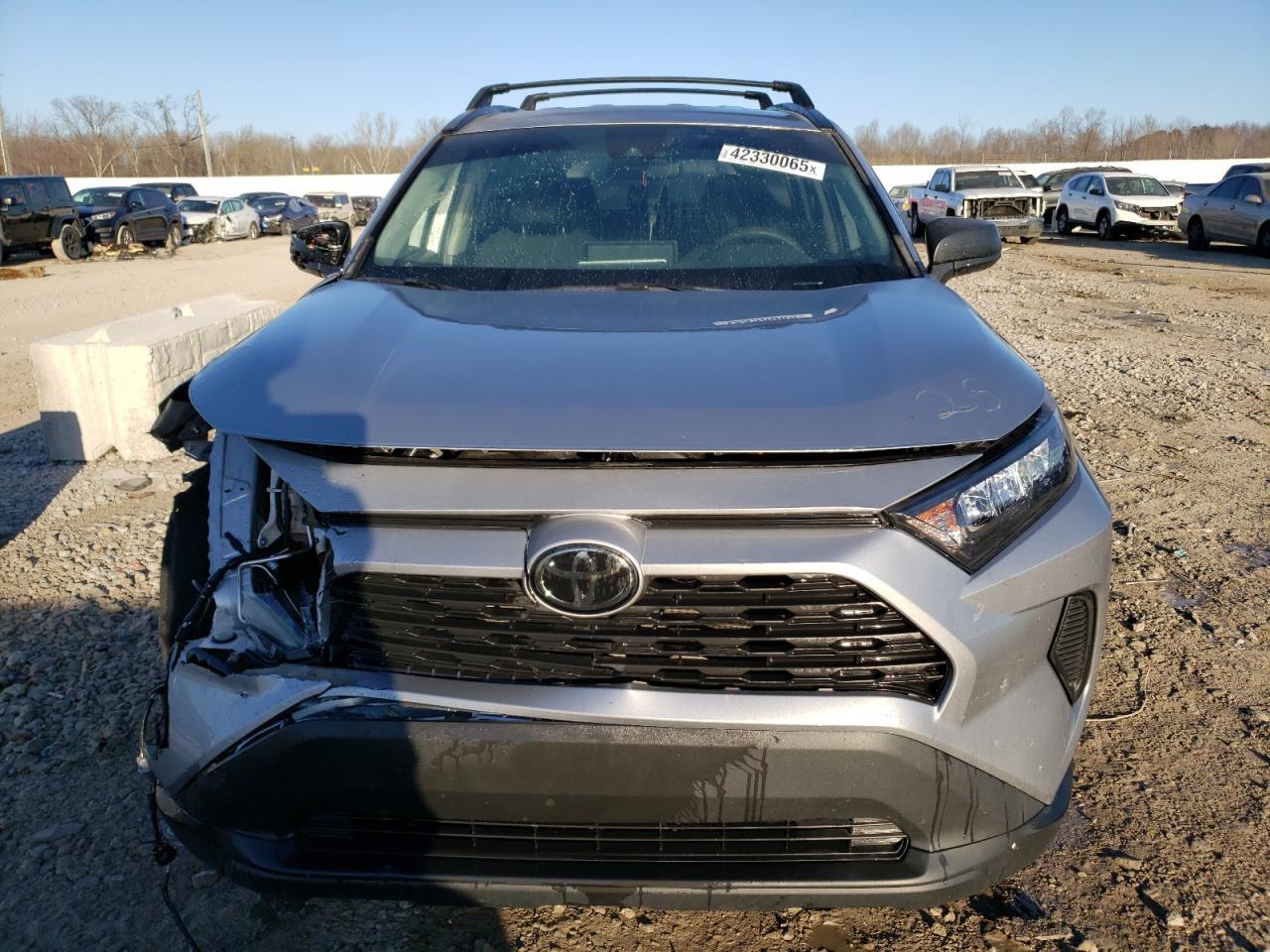 2021 TOYOTA RAV4 LE - Фото 5