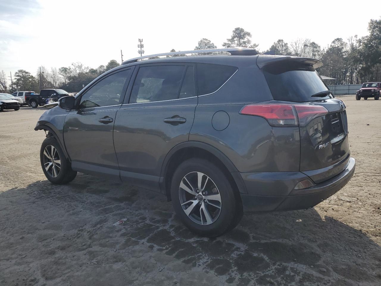 2016 TOYOTA RAV4 XLE - Фото 2