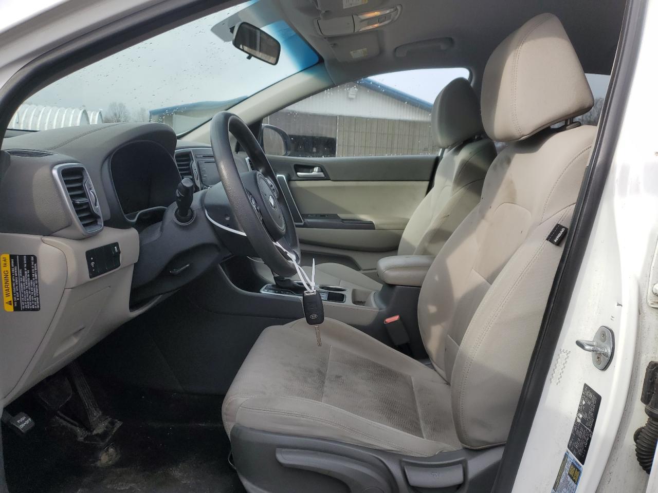 2017 KIA SPORTAGE L - Image 7