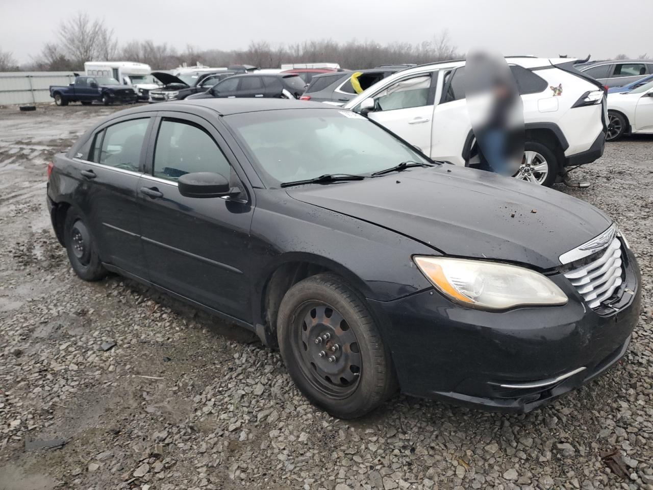 2012 CHRYSLER 200 LX - Image 4