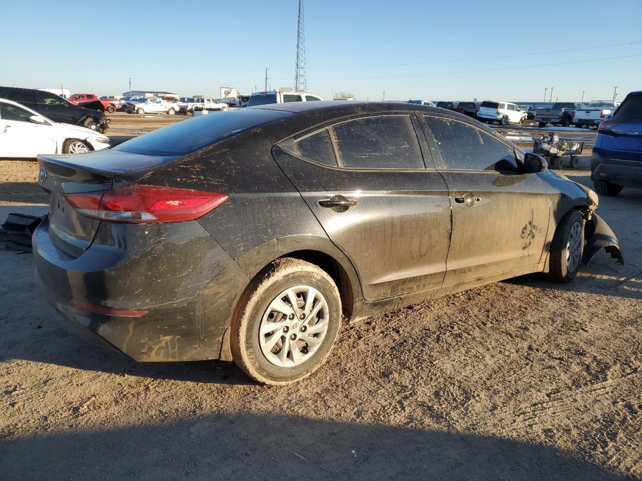 2018 HYUNDAI ELANTRA SE - Image 3
