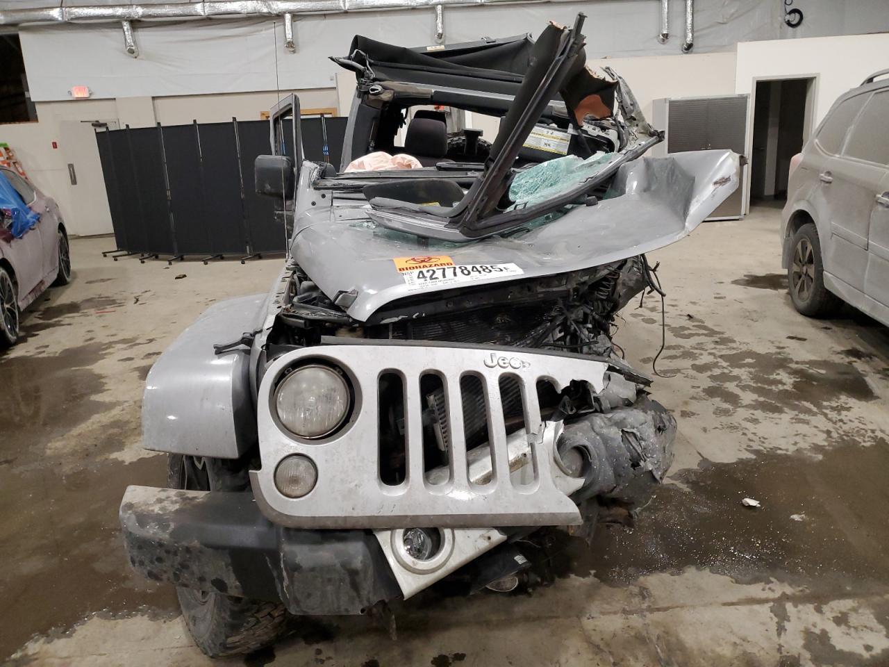 2014 JEEP WRANGLER U - Image 5
