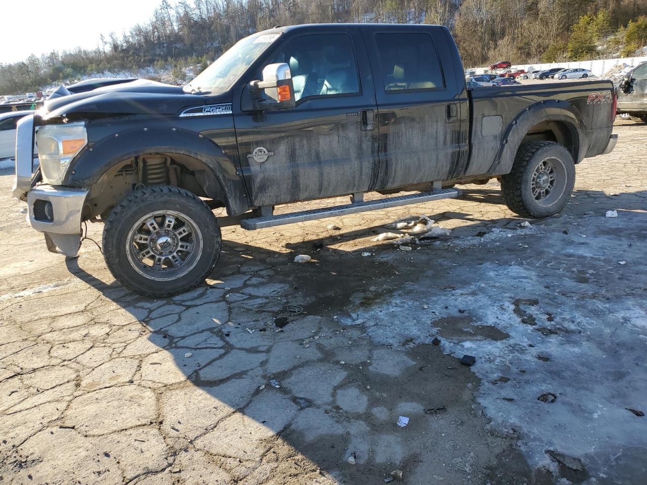2012 FORD F250 SUPER