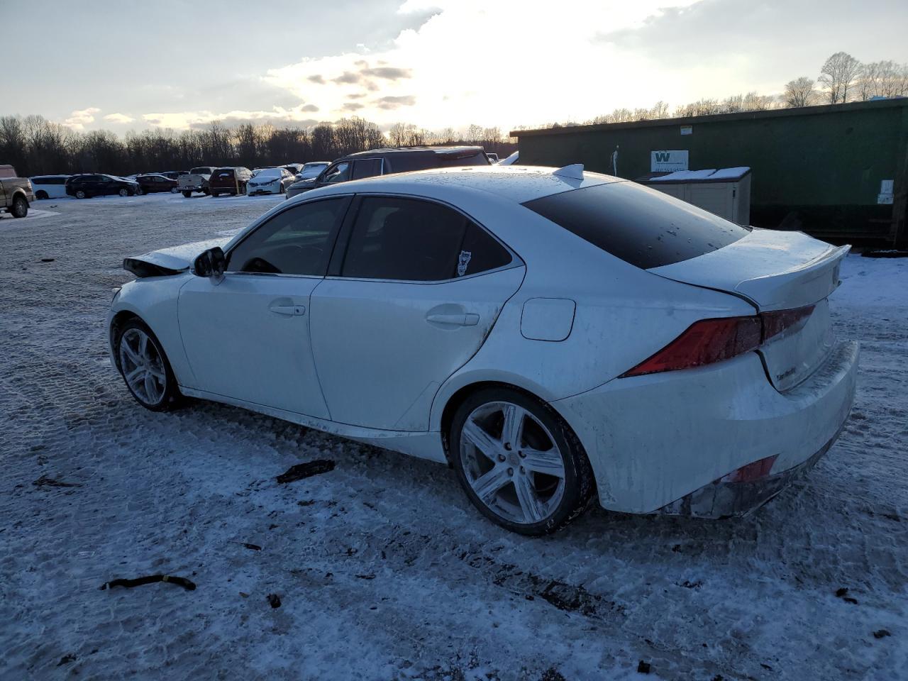 2018 LEXUS IS 300 - Фото 2