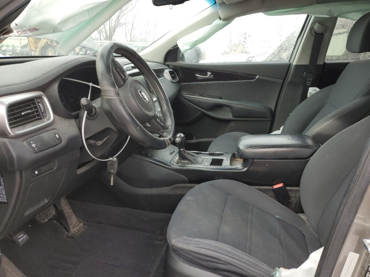2017 KIA SORENTO LX - Фото 7