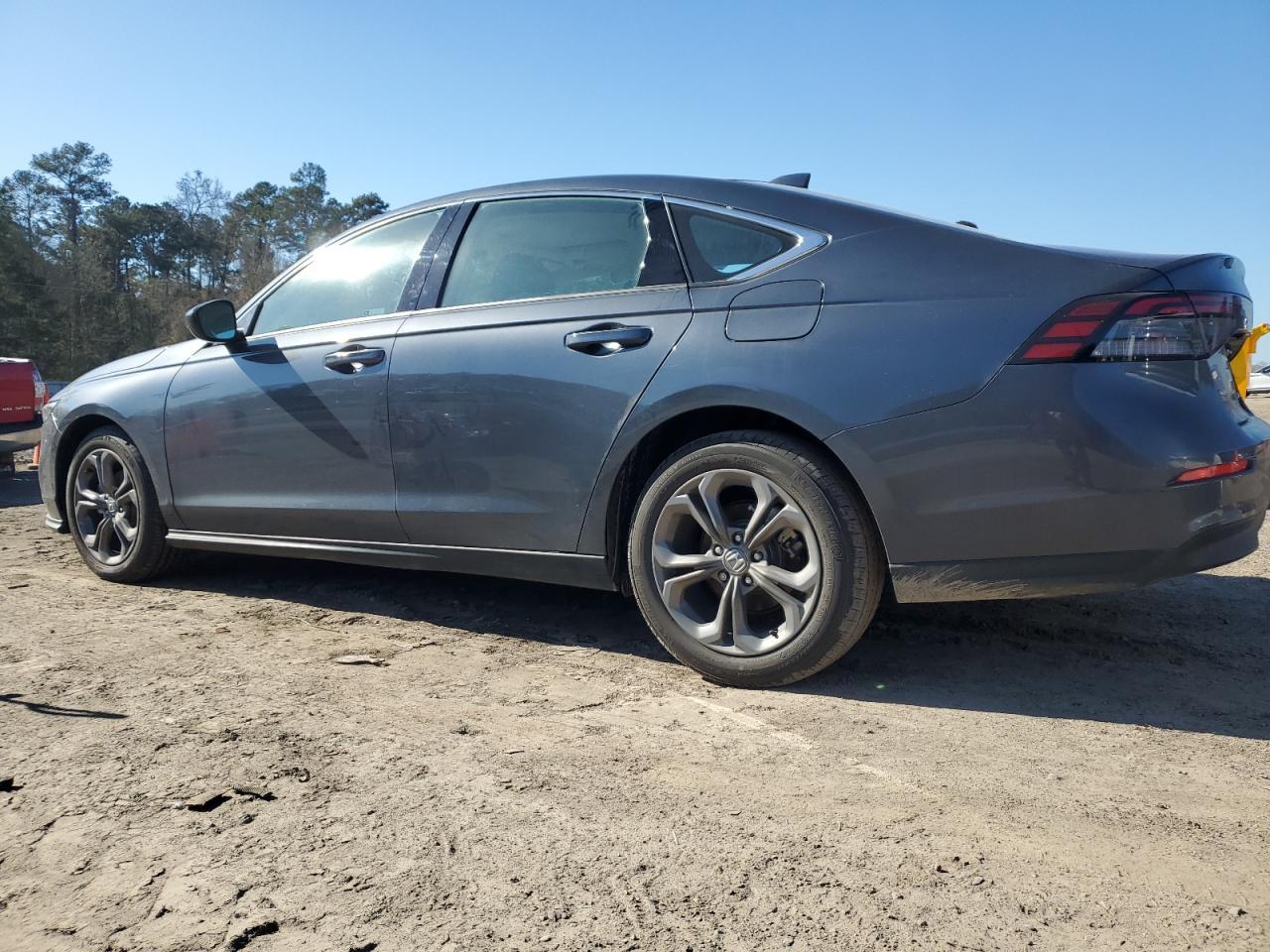 2024 HONDA ACCORD EX - Фото 2