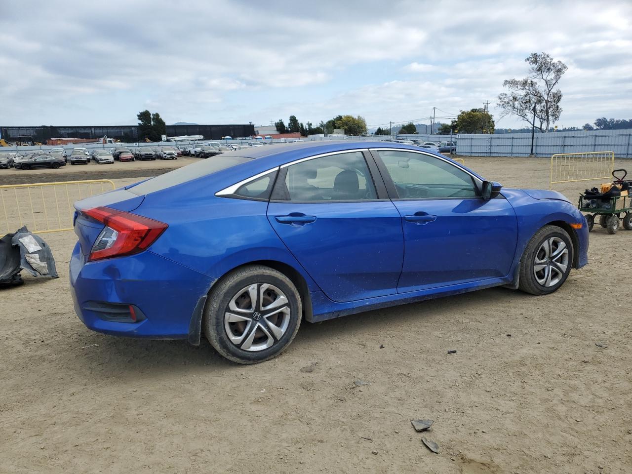 2017 HONDA CIVIC LX - Фото 3