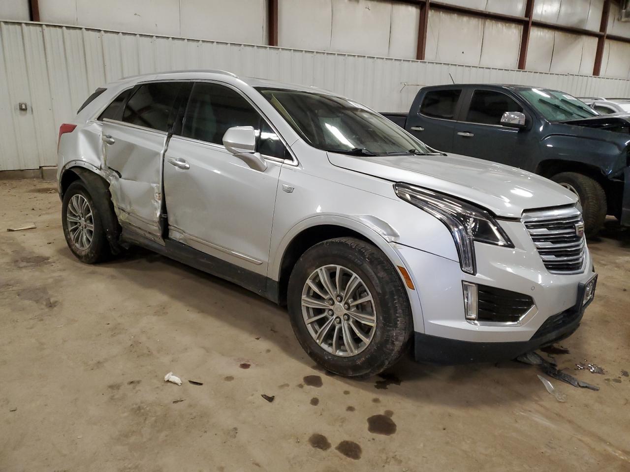 2019 CADILLAC XT5 LUXURY - Image 4