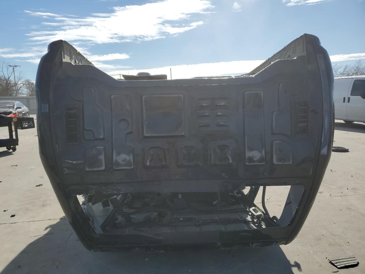 2018 CHEVROLET SILVERADO - Image 6