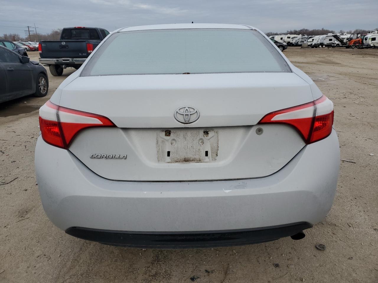 2014 TOYOTA COROLLA L - Image 6