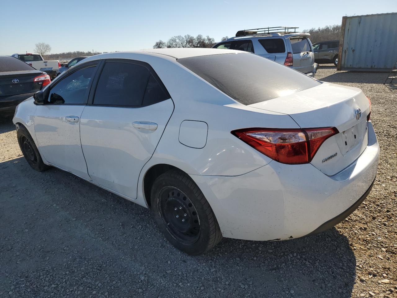 2018 TOYOTA COROLLA L - Фото 2