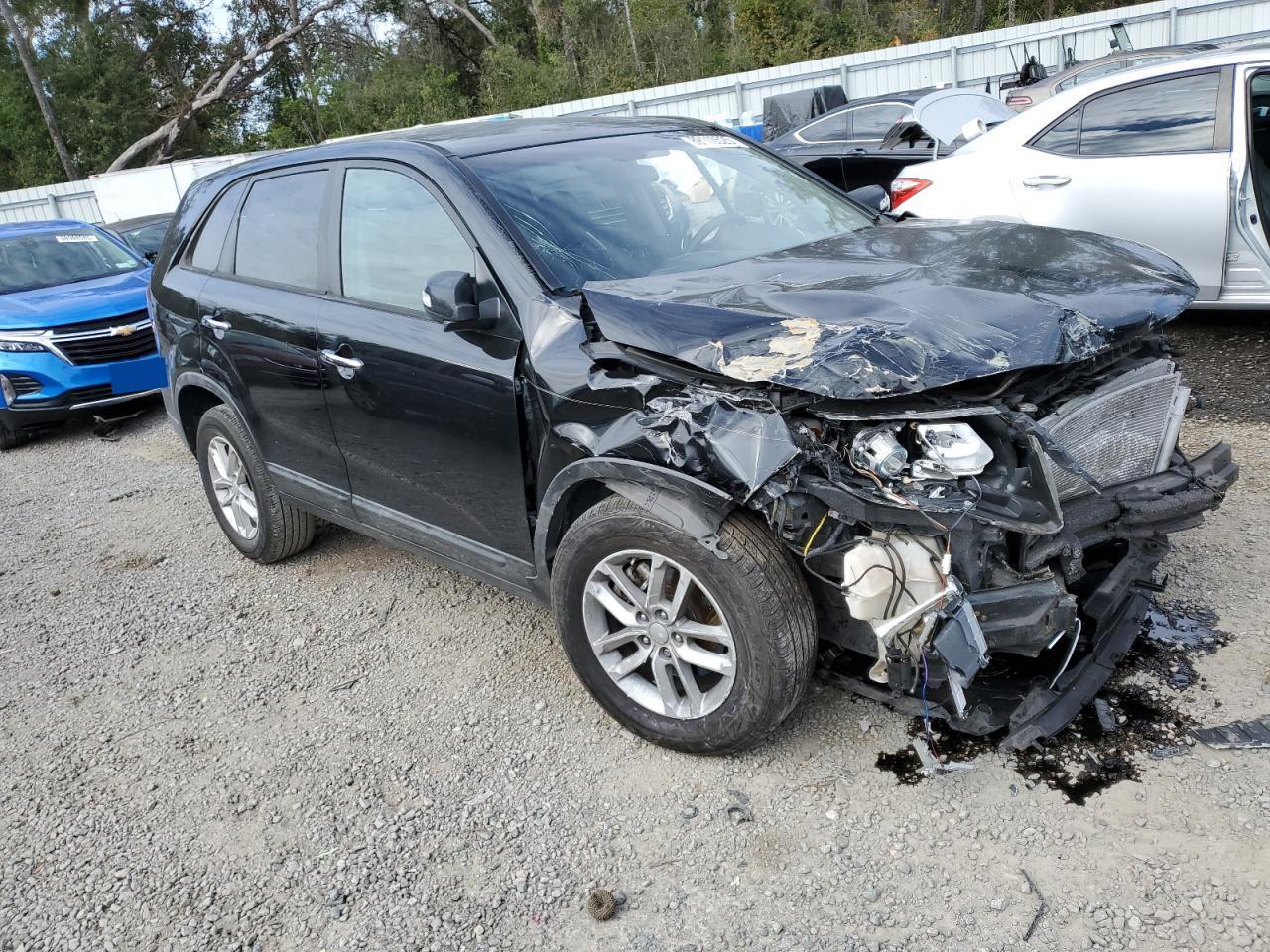 2014 KIA SORENTO LX - Image 4