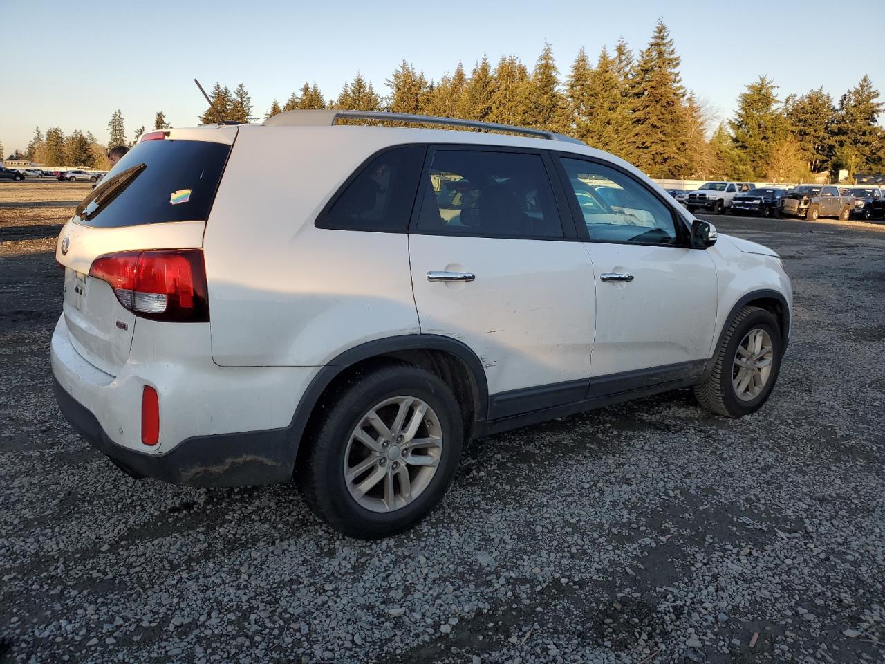 2015 KIA SORENTO LX - Image 3