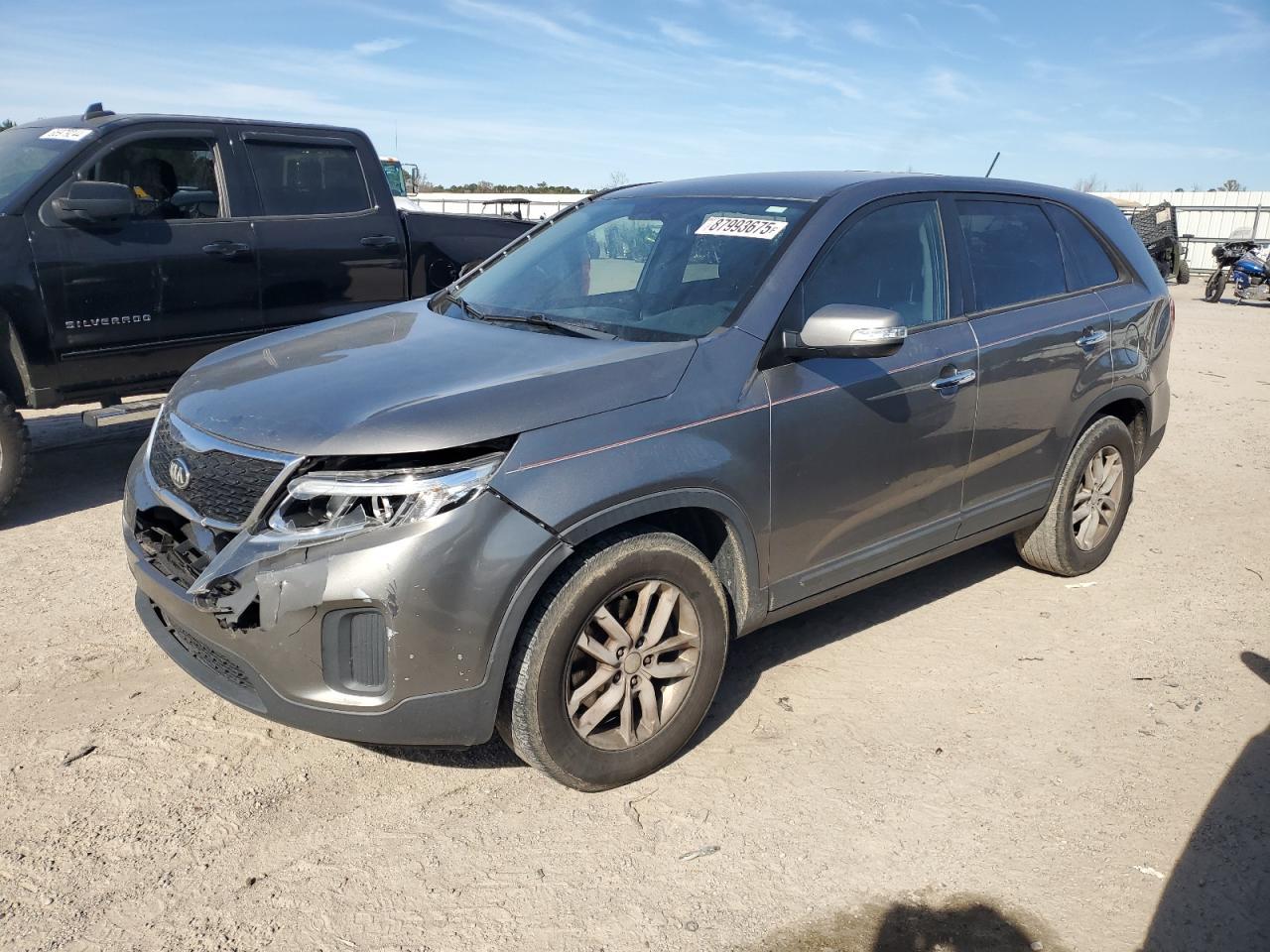 2015 KIA SORENTO LX