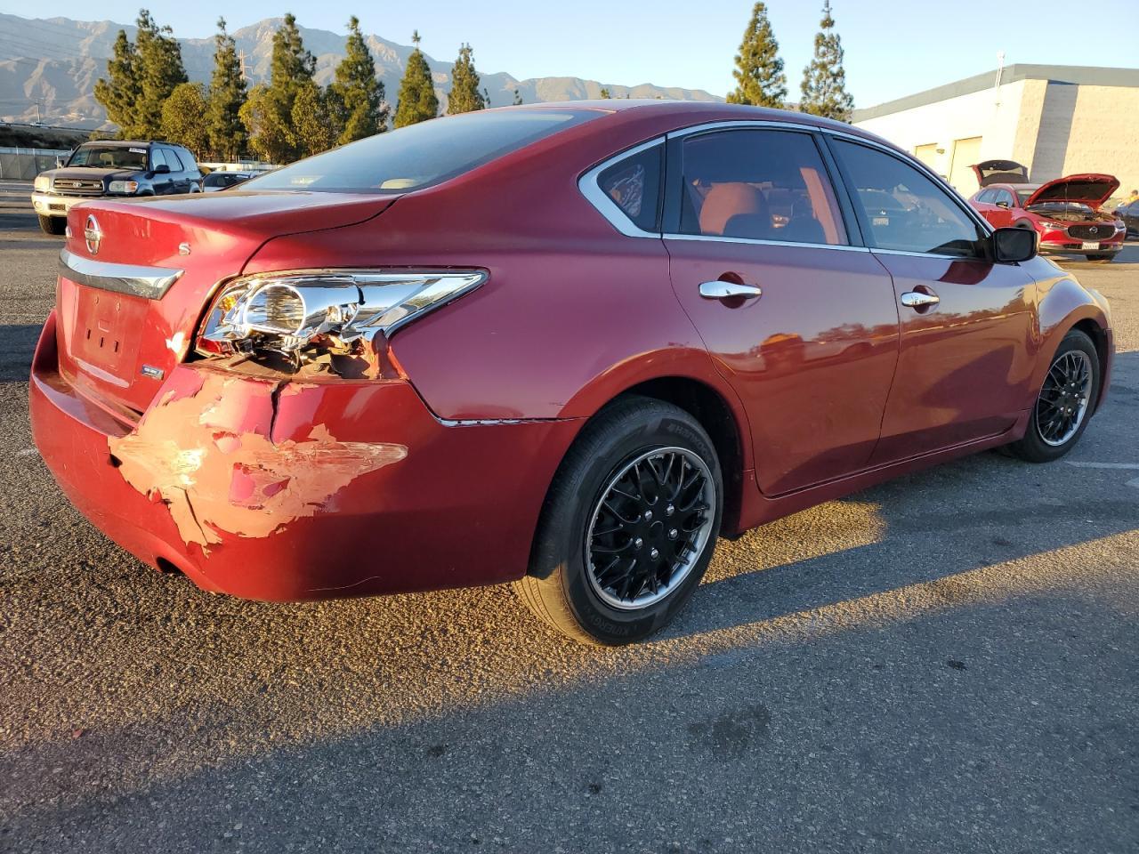2013 NISSAN ALTIMA 2.5 - Фото 3
