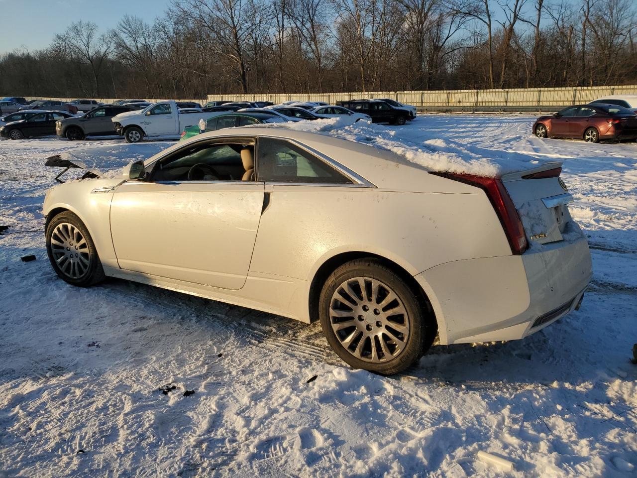 2011 CADILLAC CTS PREMIU - Image 2