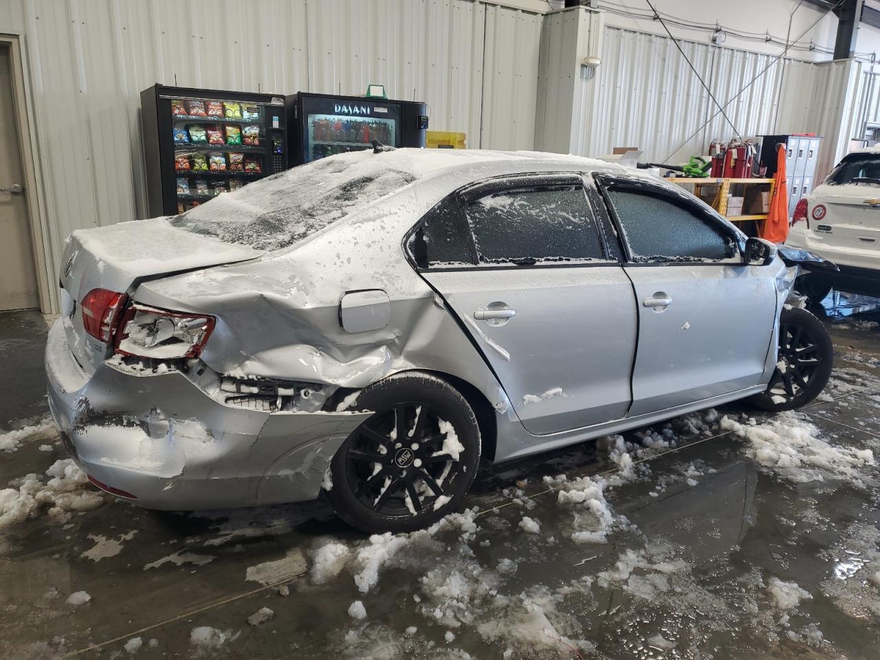 2014 VOLKSWAGEN JETTA SE - Image 3