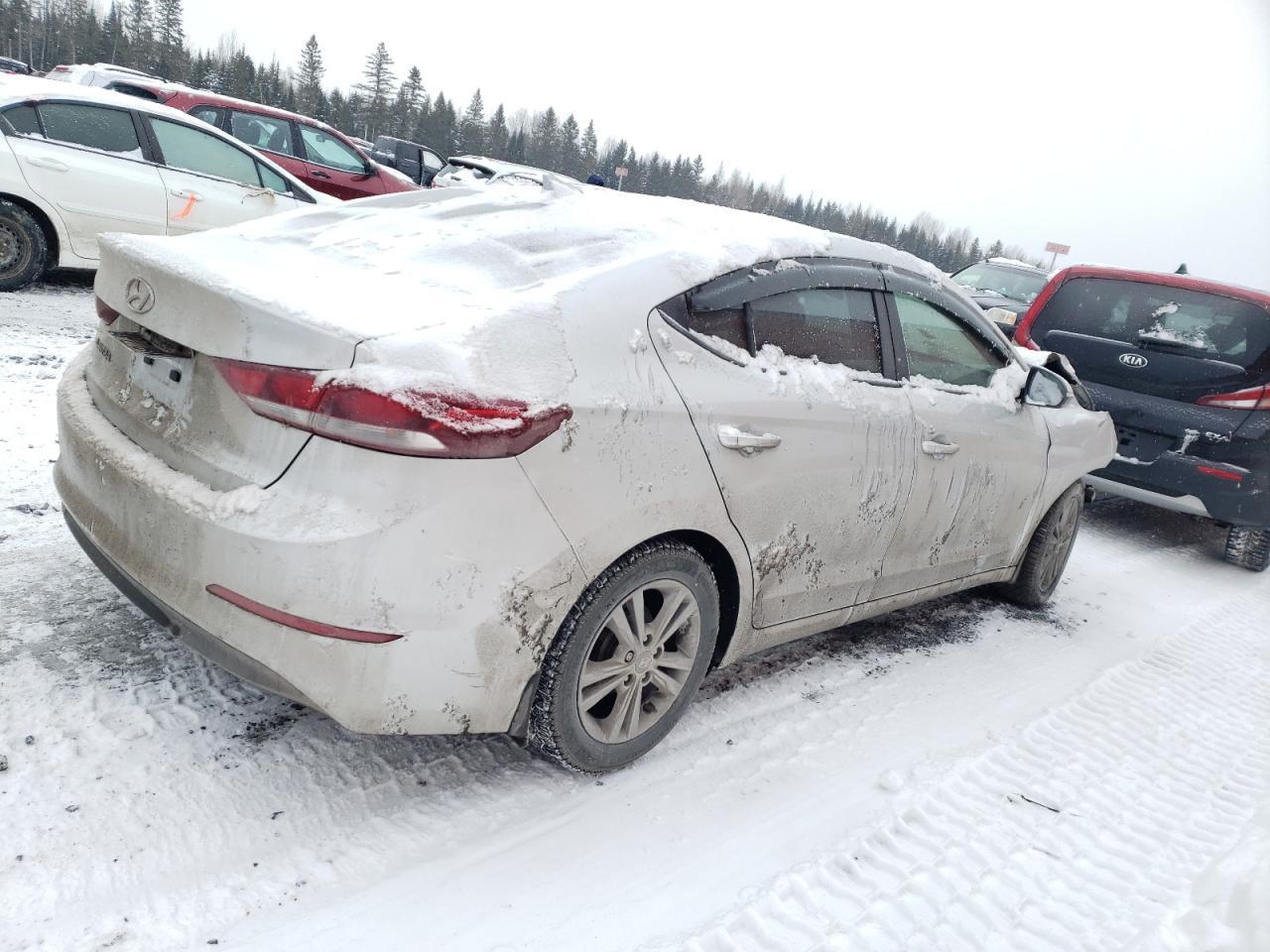 2018 HYUNDAI ELANTRA SE - Фото 3