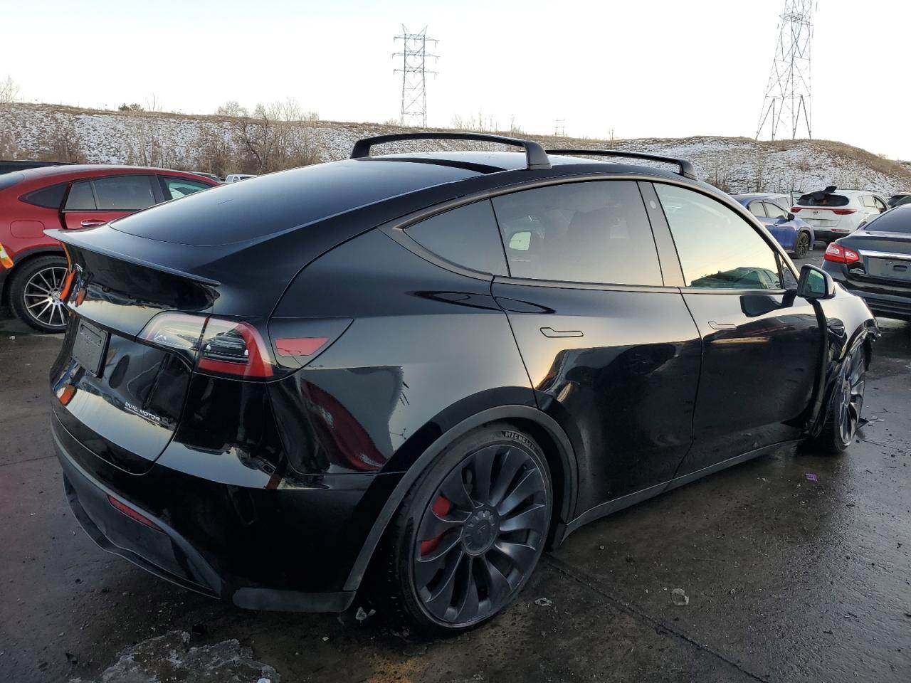 2023 TESLA MODEL Y - Фото 3