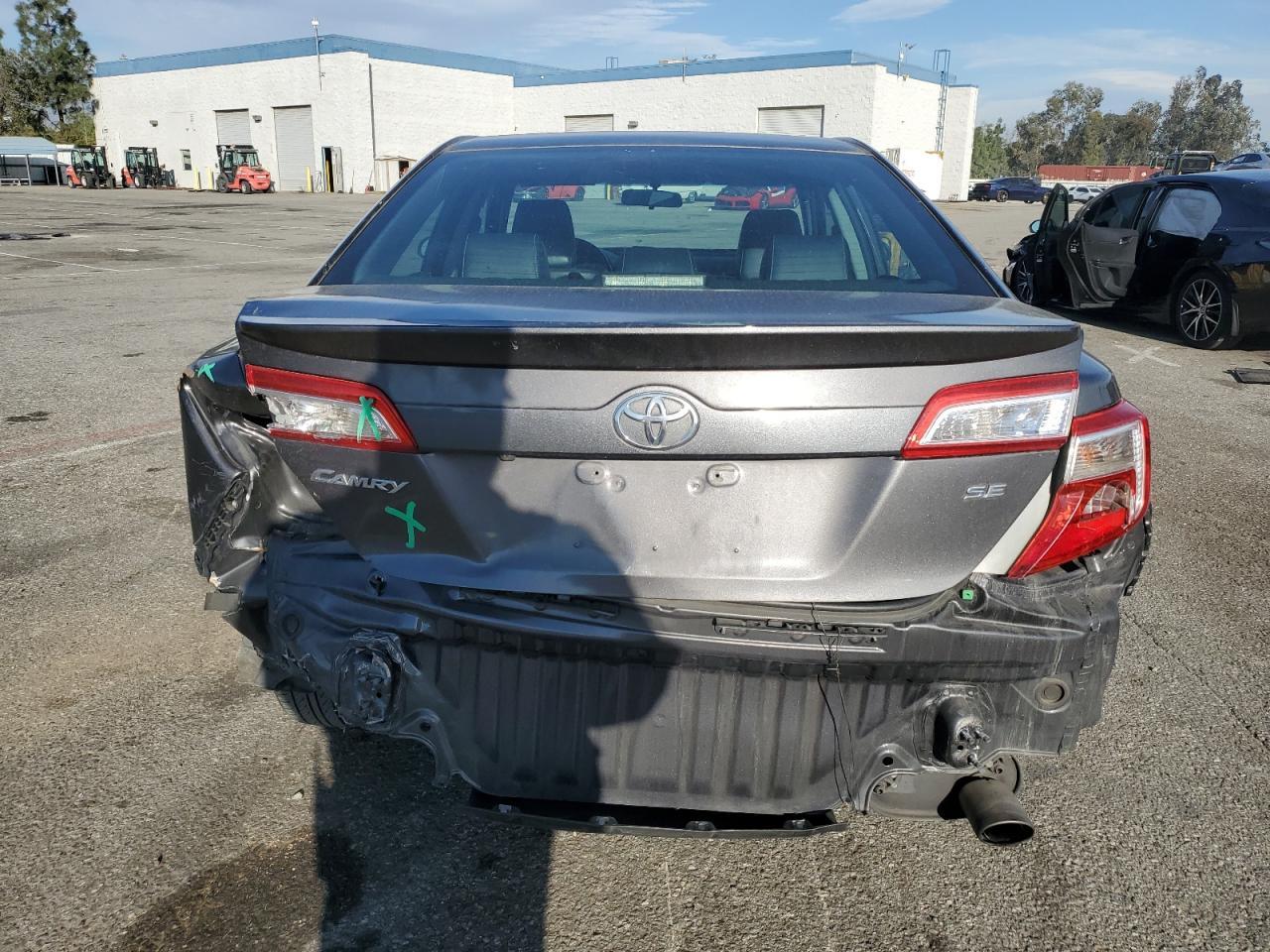 2014 TOYOTA CAMRY L - Image 6