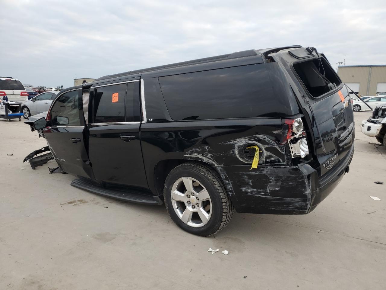 2015 CHEVROLET SUBURBAN C - Фото 2