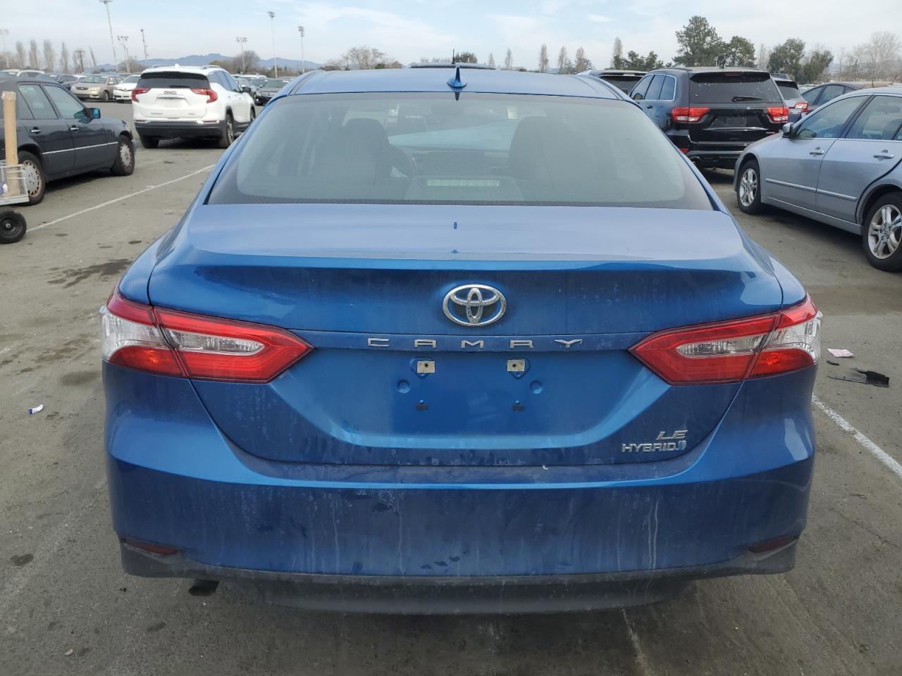 2020 TOYOTA CAMRY LE - Image 6