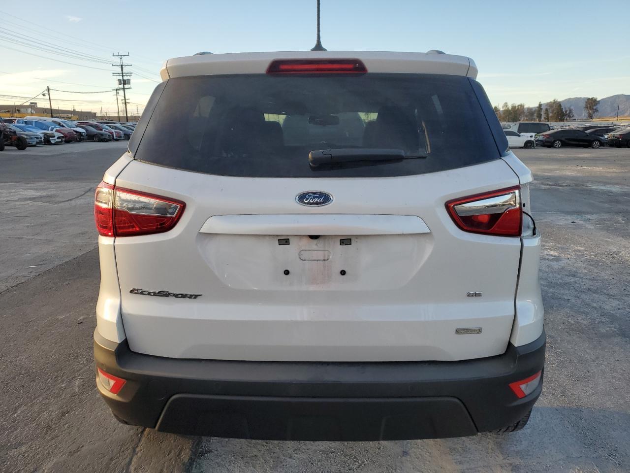 2020 FORD ECOSPORT S - Фото 6