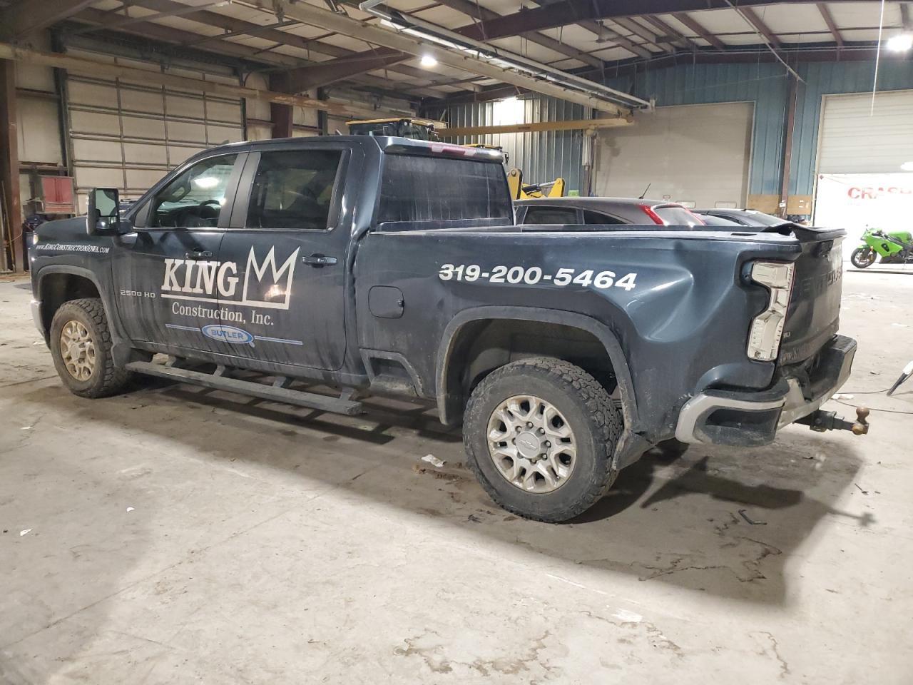 2020 CHEVROLET SILVERADO - Image 2