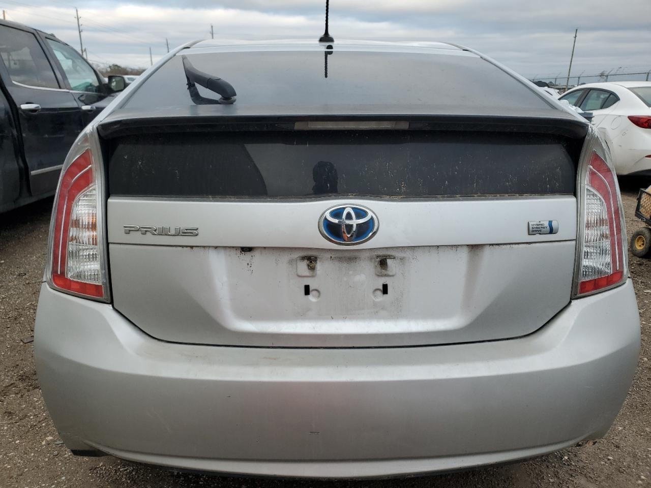 2013 TOYOTA PRIUS - Image 6