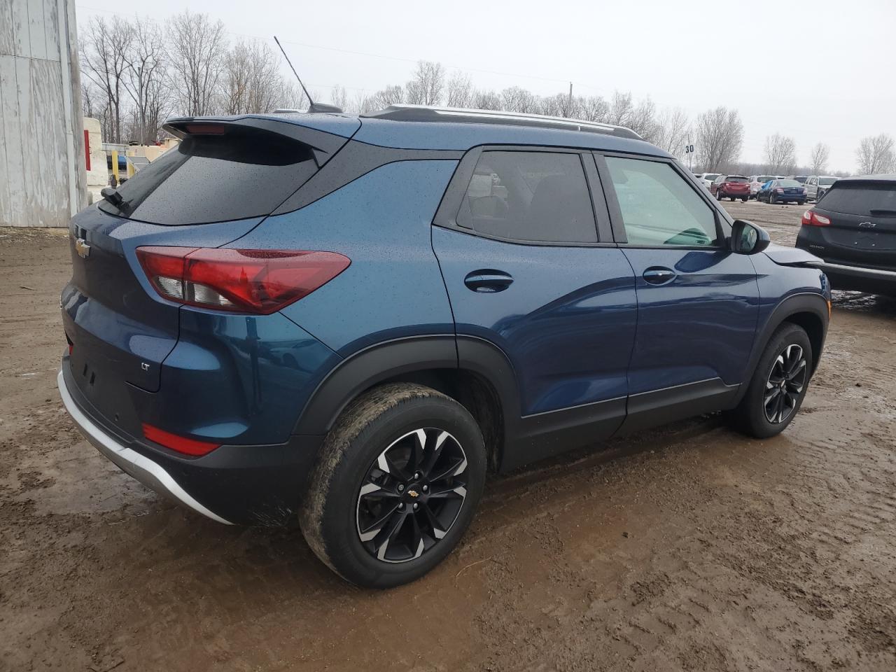 2021 CHEVROLET TRAILBLAZE - Image 3