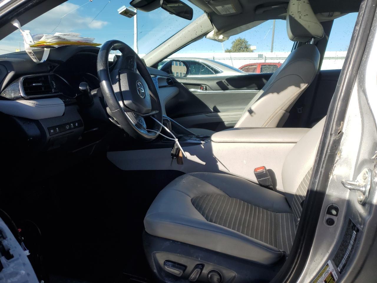 2021 TOYOTA CAMRY SE - Фото 7