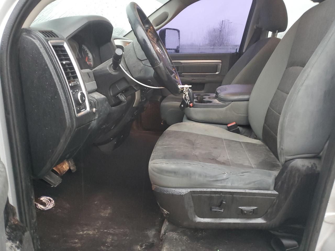 2015 RAM 1500 SLT - Image 7