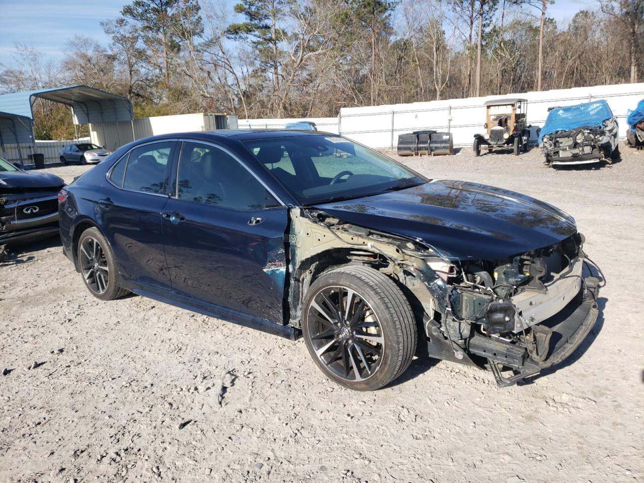 2019 TOYOTA CAMRY XSE - Фото 4