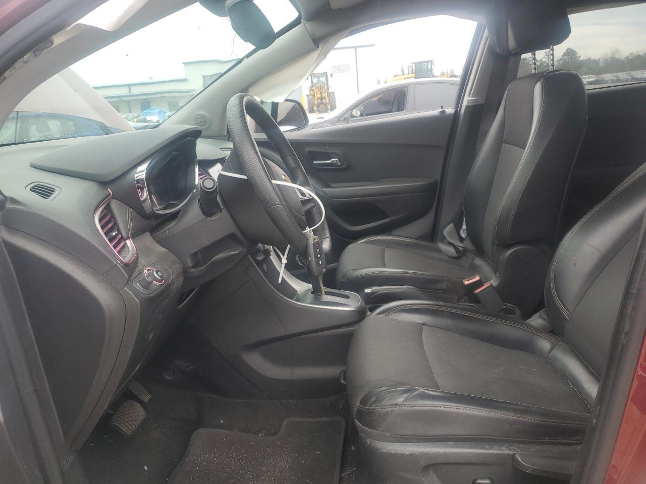 2021 CHEVROLET TRAX 1LT - Image 7