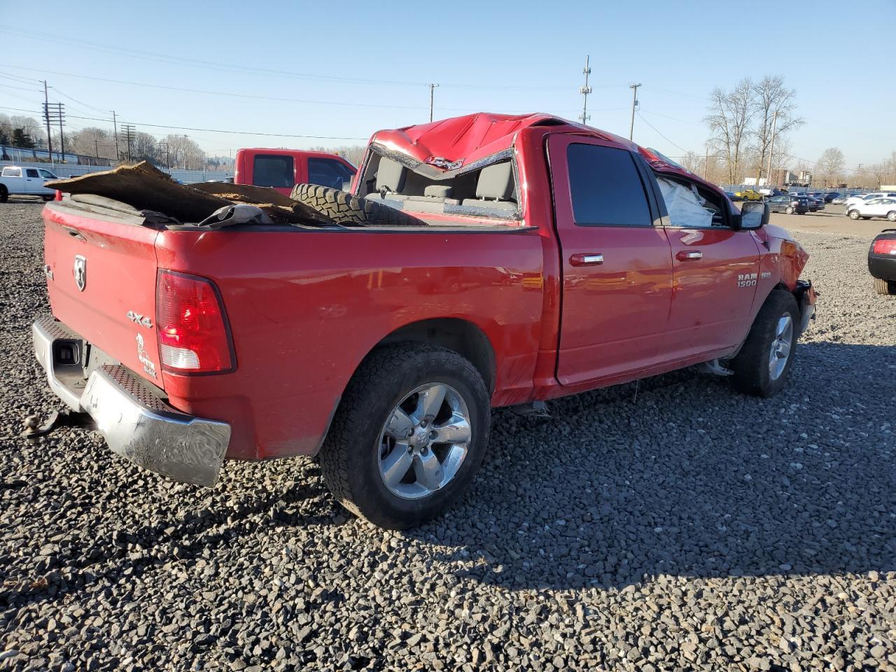 2017 RAM 1500 SLT - Фото 3