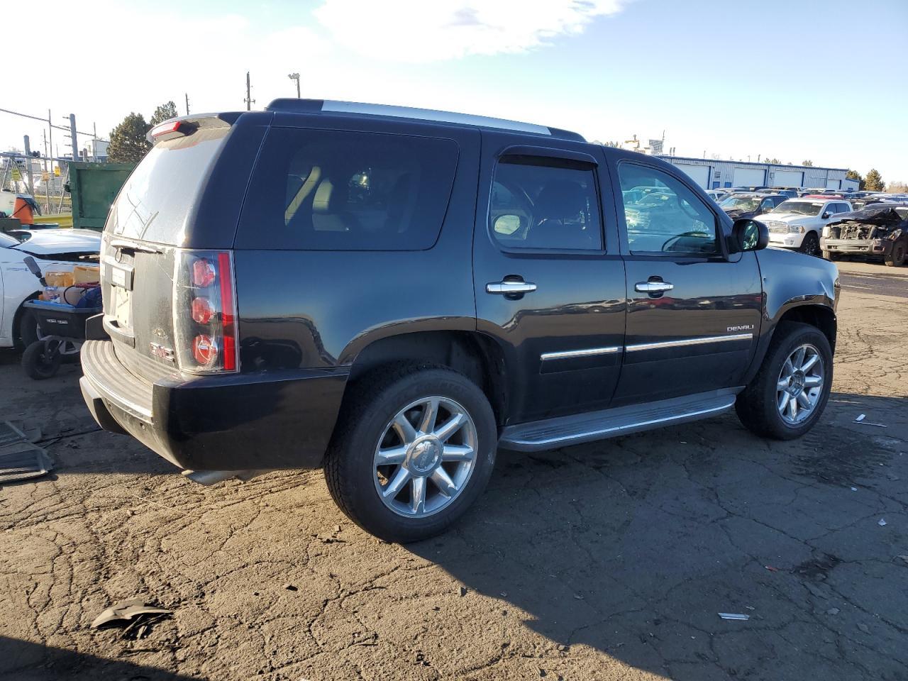 2012 GMC YUKON DENA - Фото 3