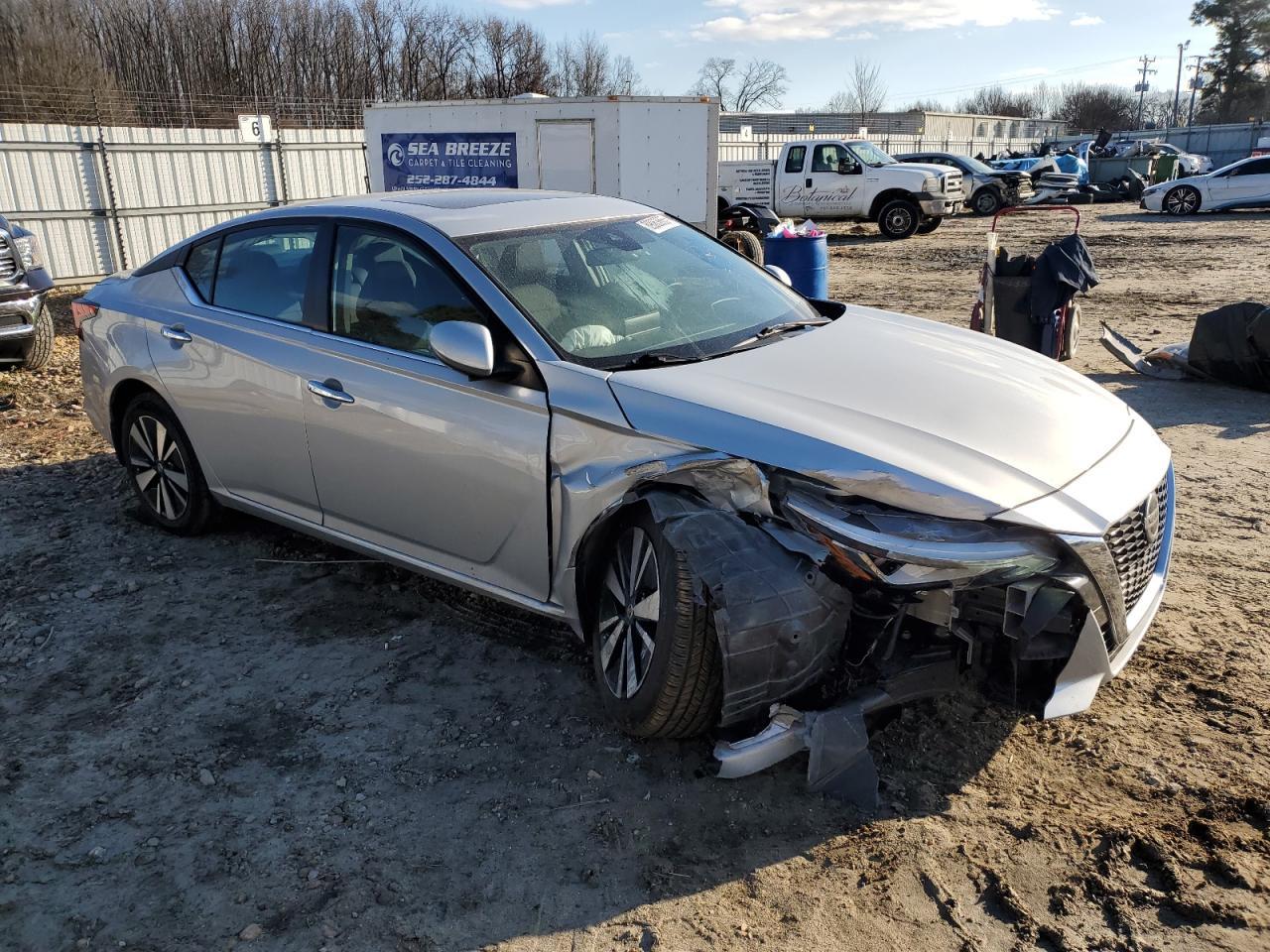 2022 NISSAN ALTIMA SV - Фото 4