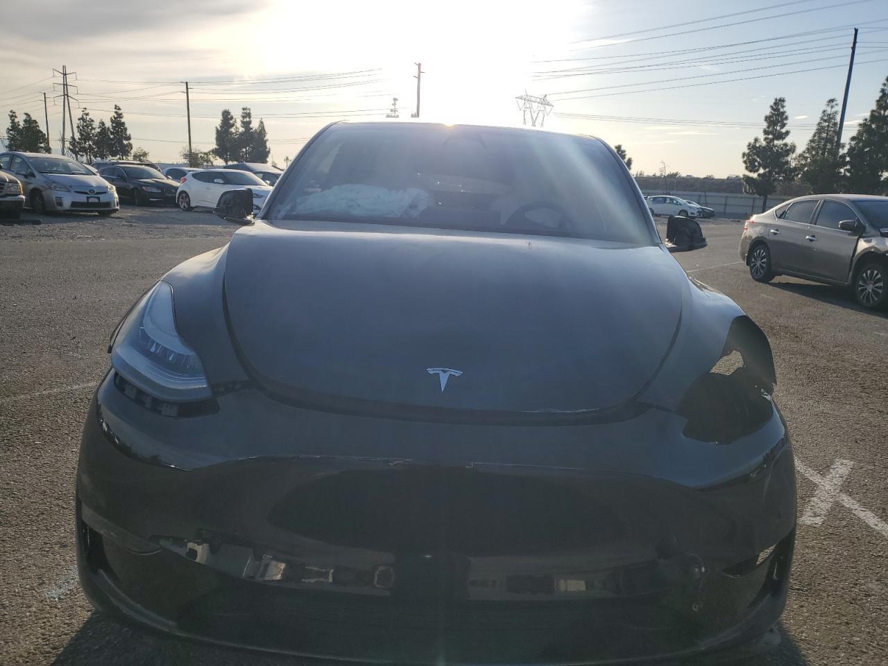 2023 TESLA MODEL Y - Фото 5