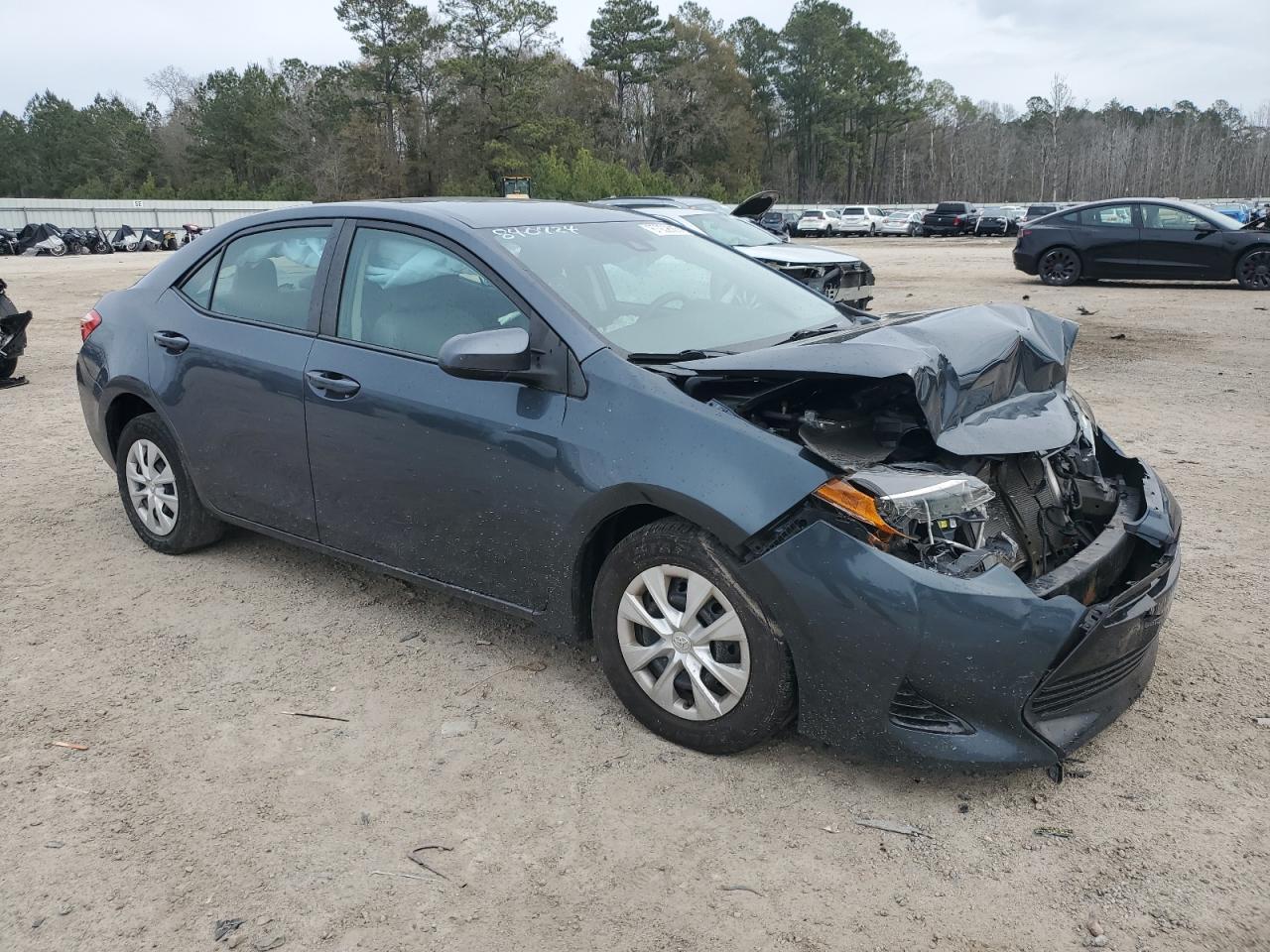 2018 TOYOTA COROLLA L - Image 4