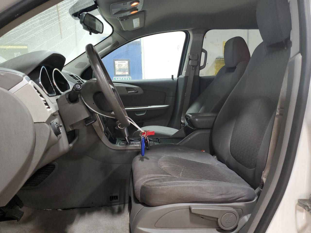 2012 CHEVROLET TRAVERSE L - Image 7