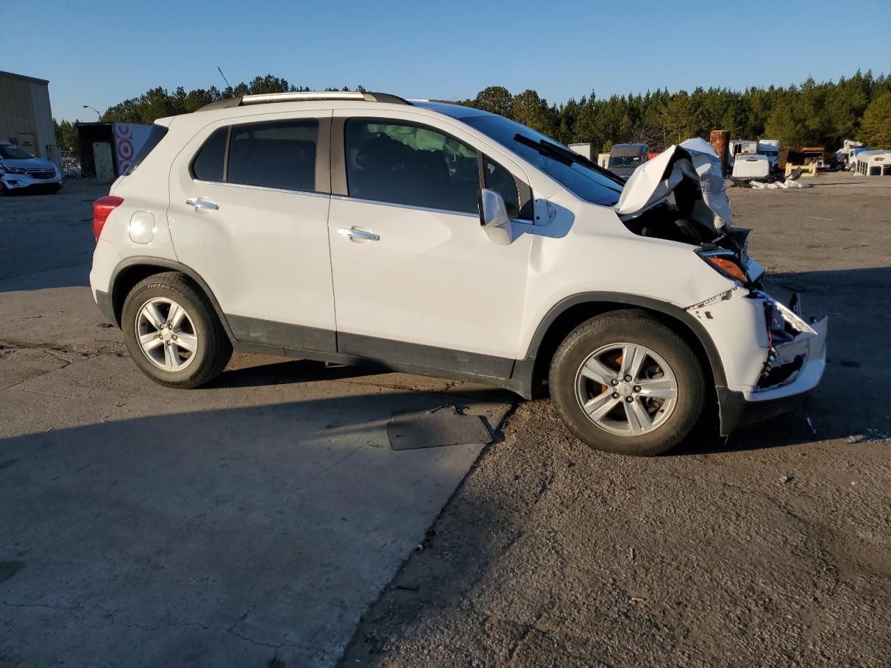 2019 CHEVROLET TRAX 1LT - Фото 4