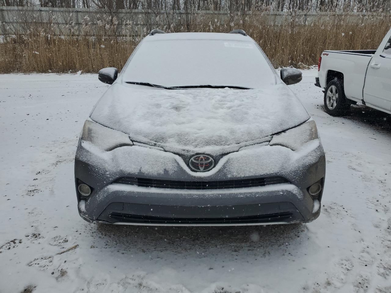 2017 TOYOTA RAV4 XLE - Фото 5