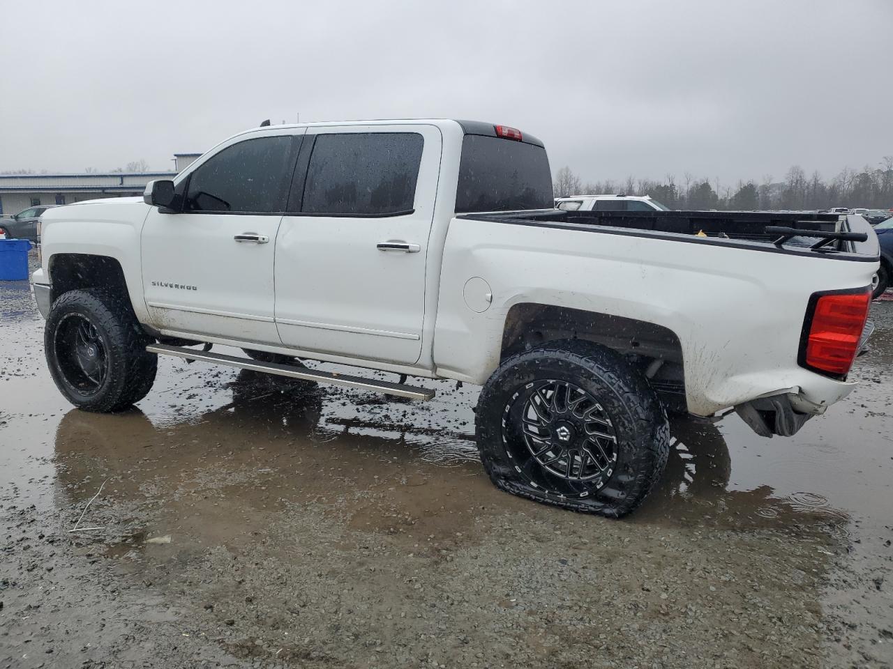 2015 CHEVROLET SILVERADO - Фото 2