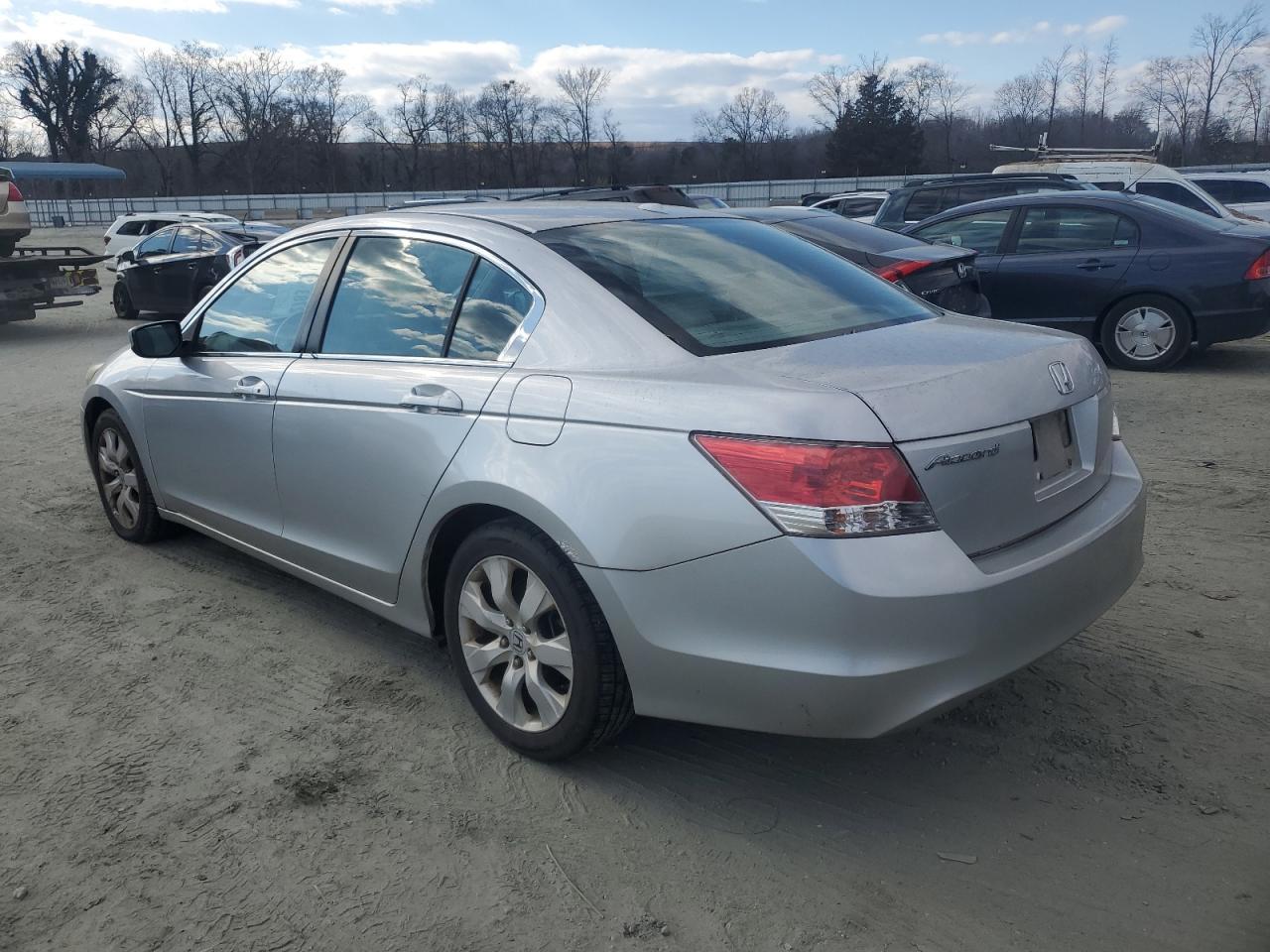 2010 HONDA ACCORD EXL - Image 2